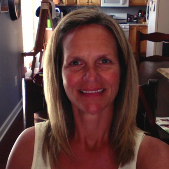 Meet your Posher, Carrie - Picture 1 of 1